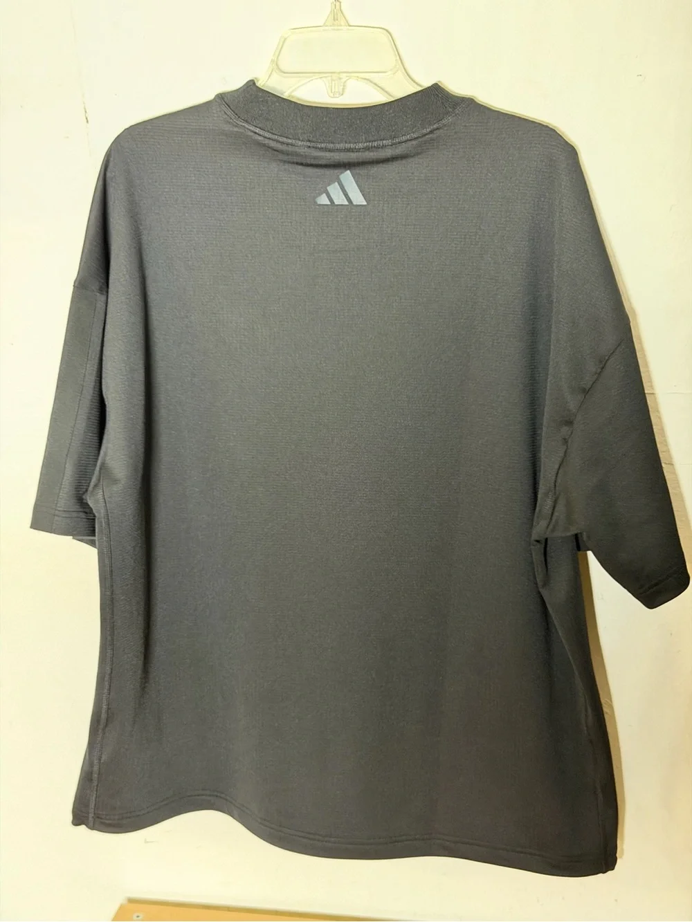 Adidas Golf Beyond Graphic Short Sleeve Crewneck Sample Black Men’s M NWT